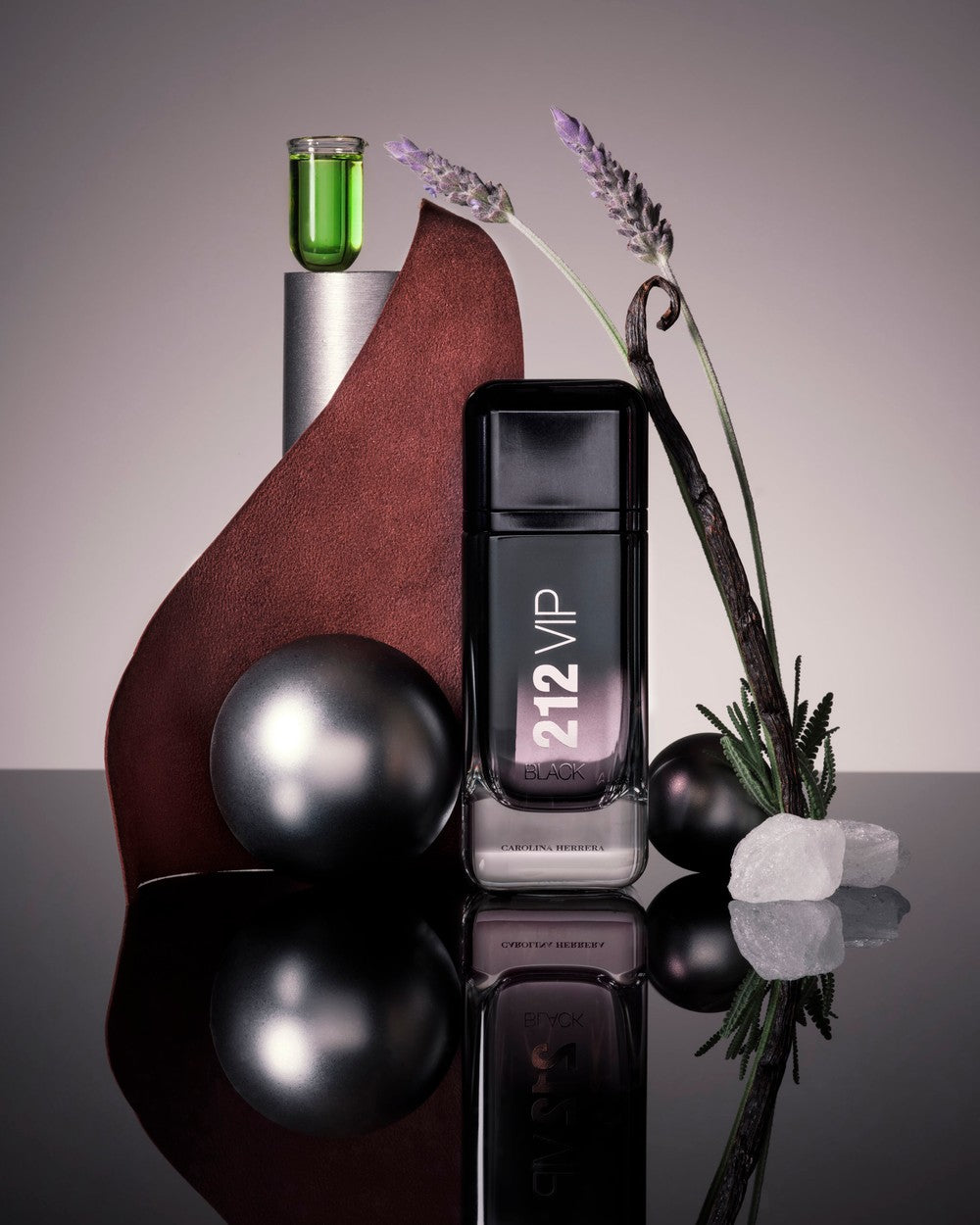 212 VIP Black Carolina Herrera for men