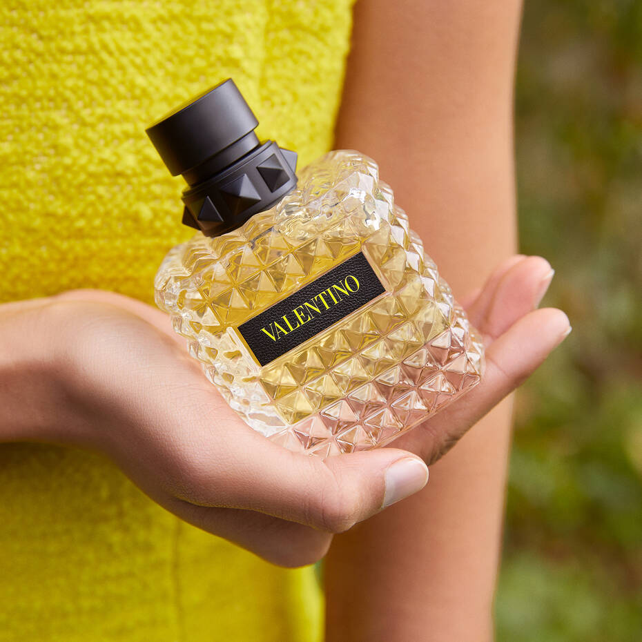 Valentino Donna Born In Roma Yellow Dream Valentino for women